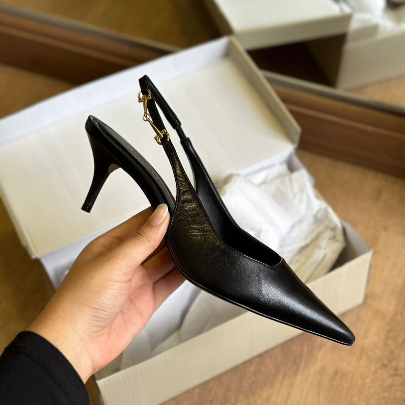Scarpin Arezzo Couro Slingback Detalhe Metal A127570089