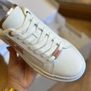 Tênis Arezzo Bico Redondo Amarração A121240027