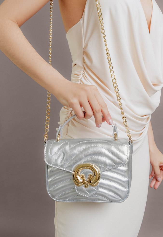 Bolsa Tiracolo Lily Média Prata
